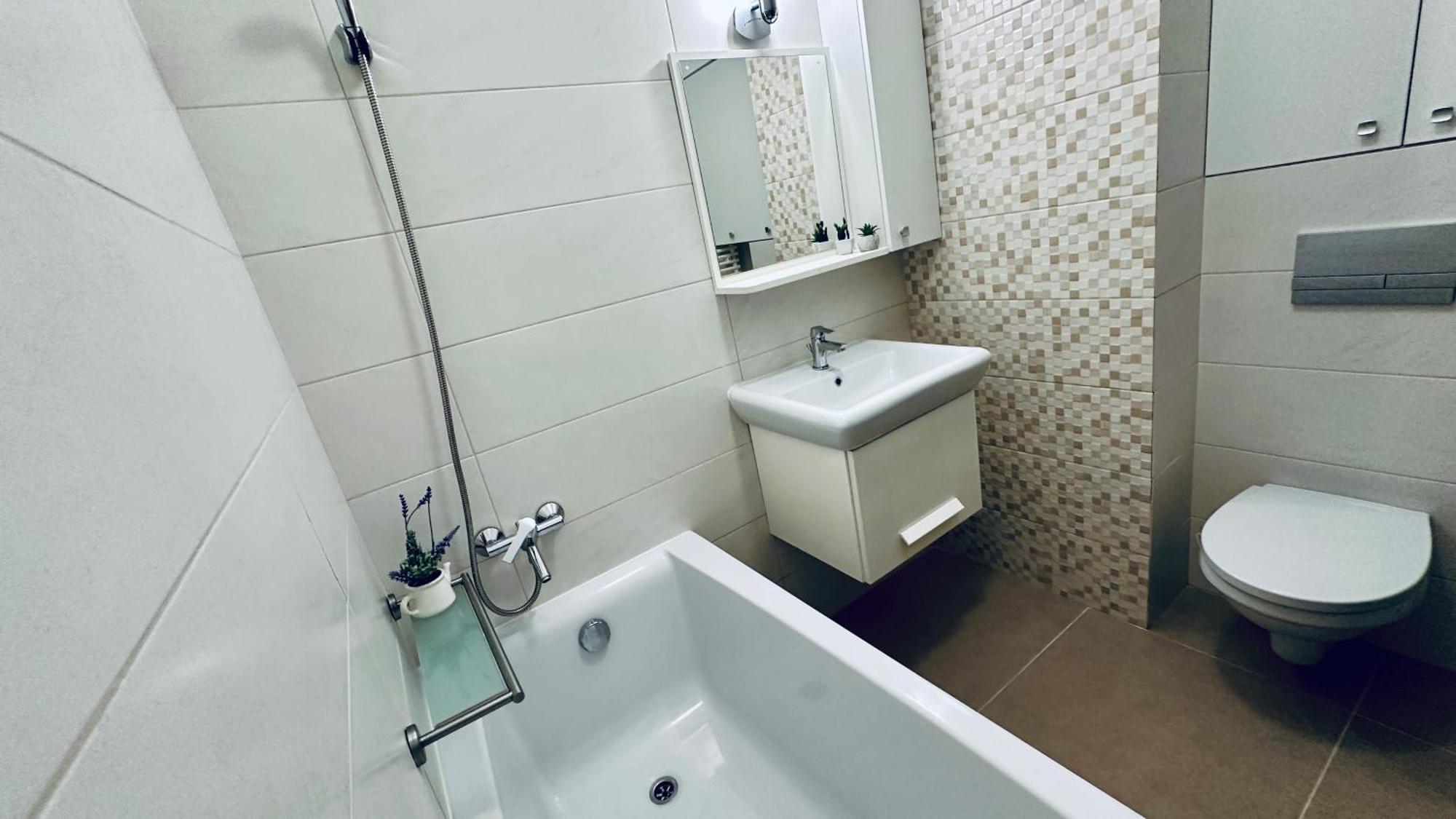 Bonjour Residence With Terrace And Parking คลูจ-นาโปกา ภายนอก รูปภาพ